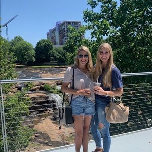 Meet your Posher, Hannah